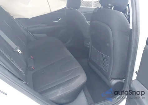 2022 Hyundai Elantra Sel z USA, uszkodzony, nr VIN 5NPLN4AG0NH060341